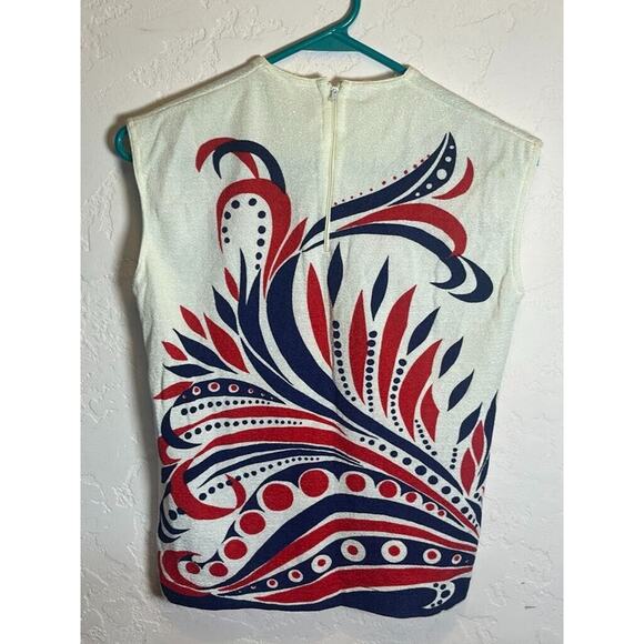 1970s Flair Fashions Knit Top Dramatic Geometric Red White Blue Sleeveless Tank - Picture 4 of 5